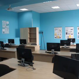 Фотогалерея | Интерколледж | Учебные аудитории нашего Интерколледжа | фото №6